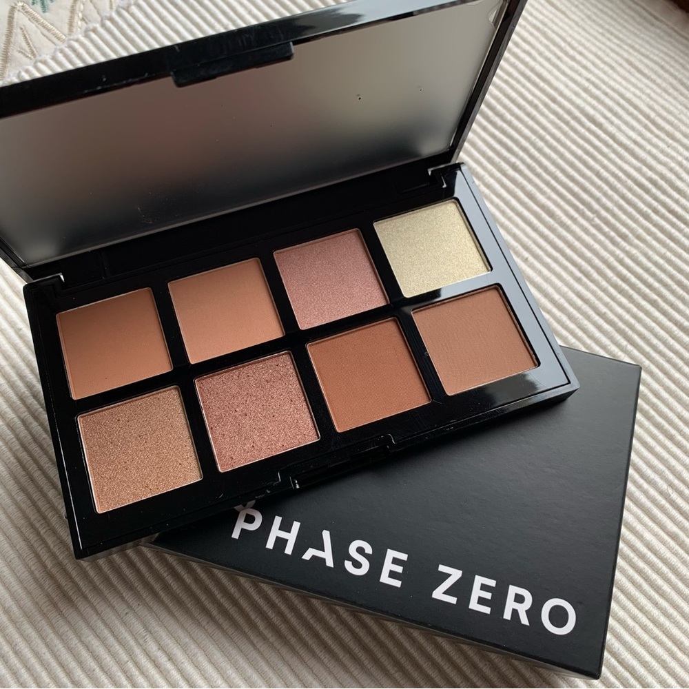 Phase Zero The Necessities Eyeshadow Palette
